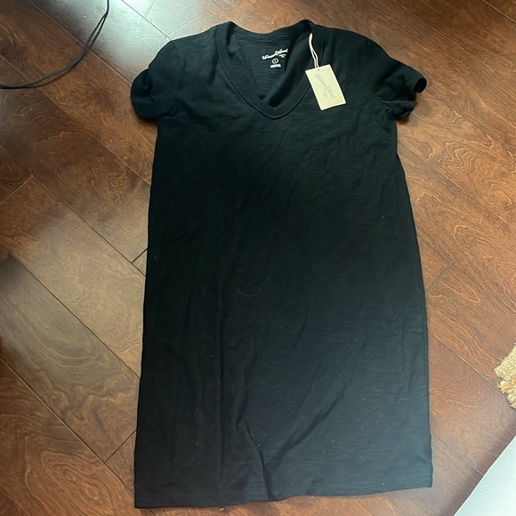 New 2 Universal Thread Women's Small Black & Blue Short Sleeve T-Shirt Dresses - Picture 7 of 10